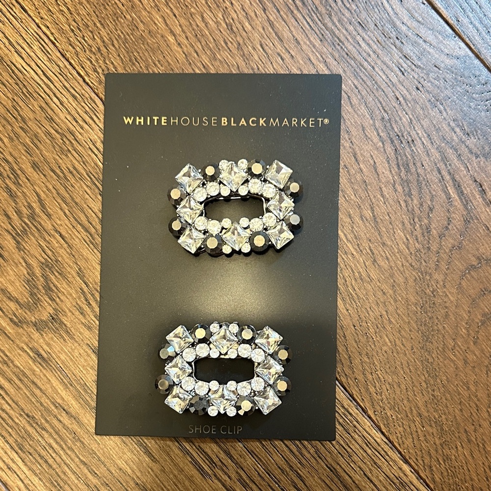 NWT WHITE HOUSE BLACK MARKET
BEJEWELED SHOE CLIPS - Picture 4 of 5